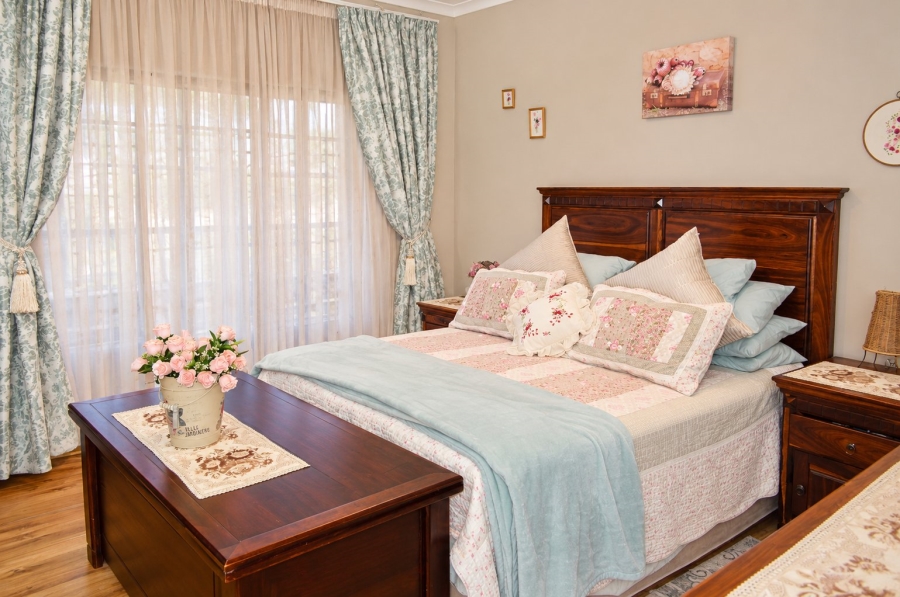 3 Bedroom Property for Sale in Flimieda North West